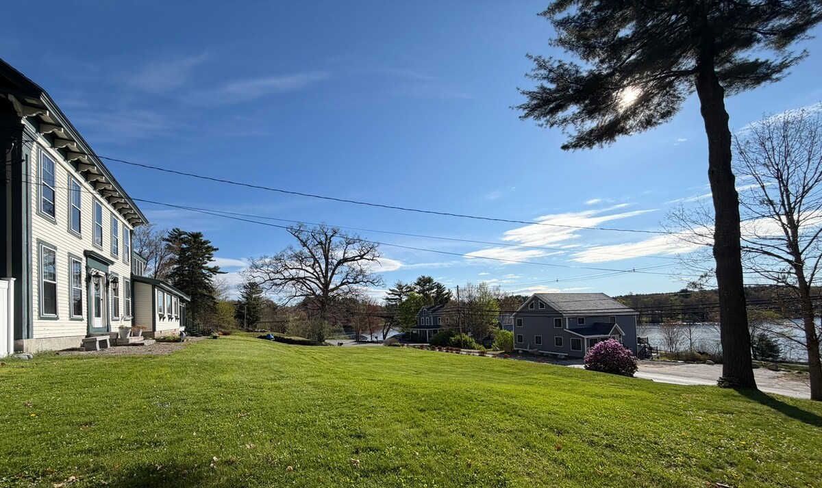 Side lawn with a glimpse of Crescent Lake